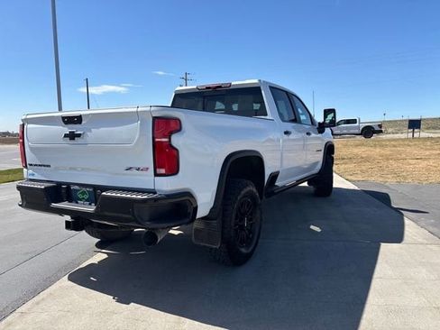 Certified 2024 Chevrolet Silverado 2500 ZR2 w/ Technology Package AWD/4WD image 3