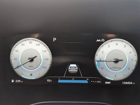 Used 2022 Hyundai Santa Fe Limited w/ Cargo Package FWD image 11