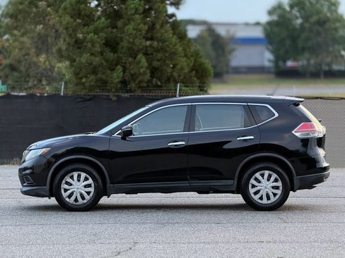 Used 2015 Nissan Rogue S FWD image 8
