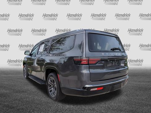 Used 2024 Jeep Wagoneer L Series II w/ Flexible Seating Group AWD/4WD image 8