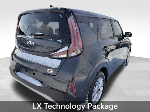 Used 2023 Kia Soul LX w/ Option Group 015 image 6