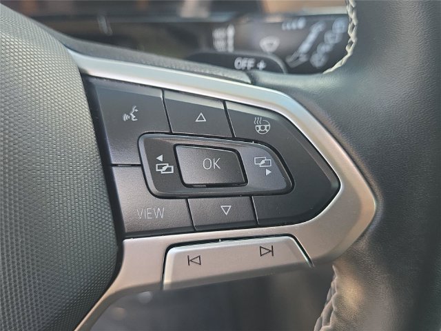 Used 2024 Volkswagen Atlas SE w/ Panoramic Sunroof Package FWD image 23