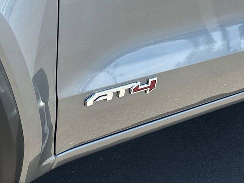 Used 2026 GMC Canyon AT4 AWD/4WD image 31
