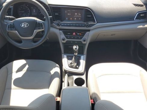 Used 2018 Hyundai Elantra SEL FWD image 11
