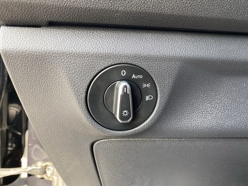 Used 2024 Volkswagen Jetta S image 28