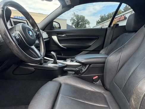 Used 2016 BMW M235i Convertible image 6