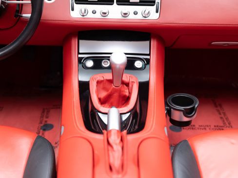 Used 2001 BMW Z8 RWD image 9