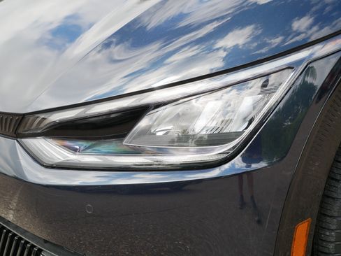 Certified 2023 Kia EV6 Wind AWD/4WD image 16