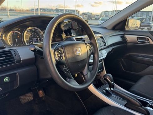 Used 2015 Honda Accord LX image 22