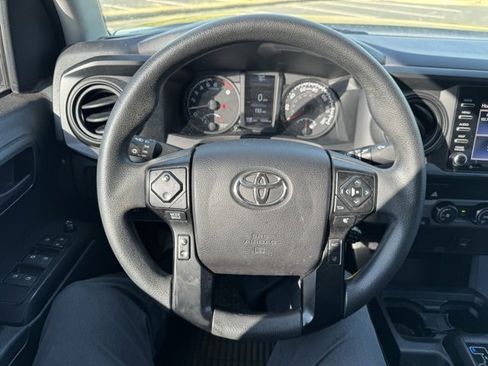 Used 2021 Toyota Tacoma SR w/ SR Convenience Package image 11
