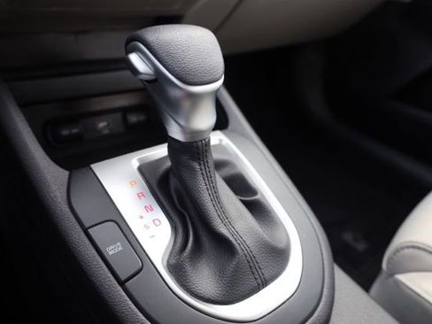 Certified 2023 Kia Forte LXS w/ LXS Technology Package image 27