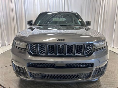 Used 2024 Jeep Grand Cherokee L Summit AWD/4WD image 27