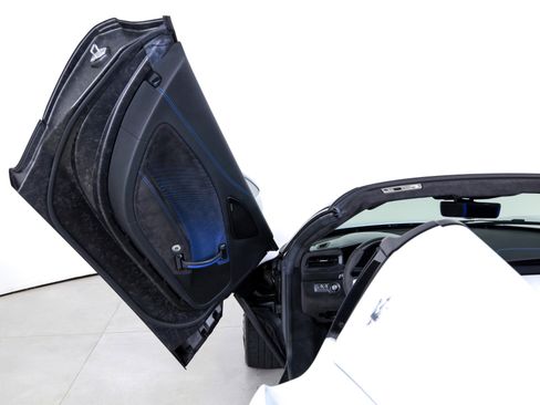 Used 2023 Maserati MC20 Spyder image 12