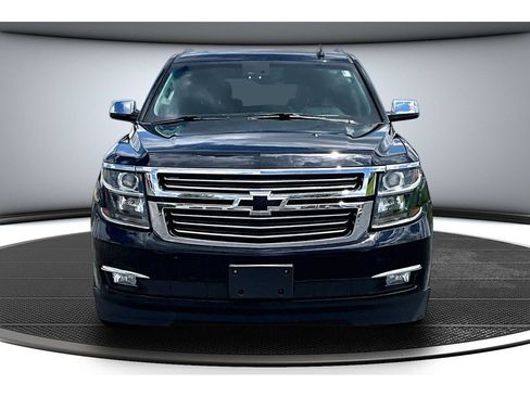 Used 2017 Chevrolet Tahoe Premier AWD/4WD image 4