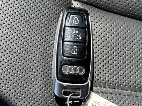 Used 2023 Audi A8 L 3.0T AWD/4WD image 52