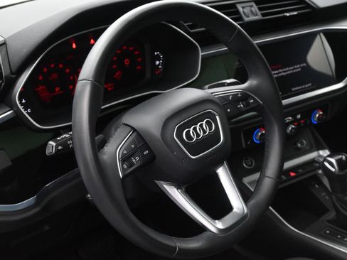 Used 2023 Audi Q3 2.0T Premium w/ Convenience Package AWD/4WD image 18