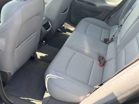 Used 2022 Chevrolet Malibu LT image 20