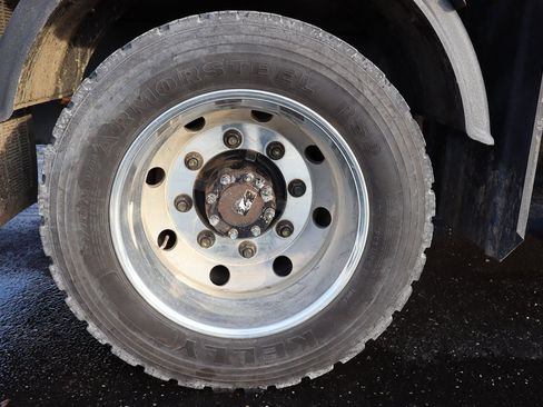 Used 2006 GMC TopKick C4500 2WD Regular Cab image 17