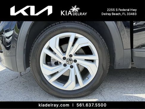Used 2021 Volkswagen Atlas SE w/ Panoramic Sunroof Package FWD image 35
