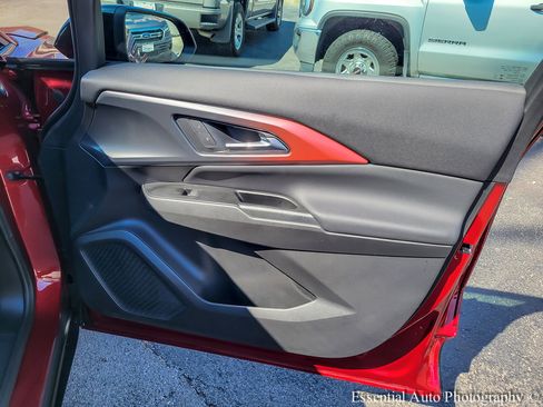 Used 2024 Chevrolet Equinox EV RS image 32