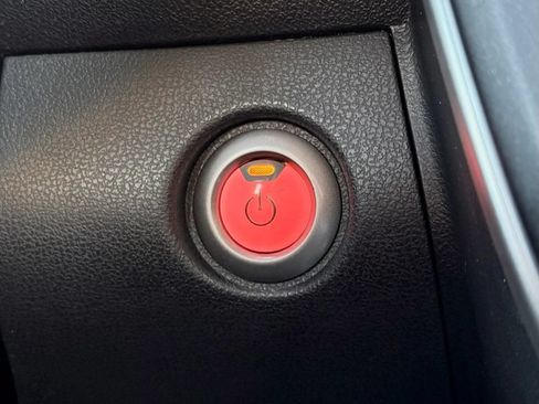 Used 2015 Nissan Leaf S w/ Charge Package FWD image 14