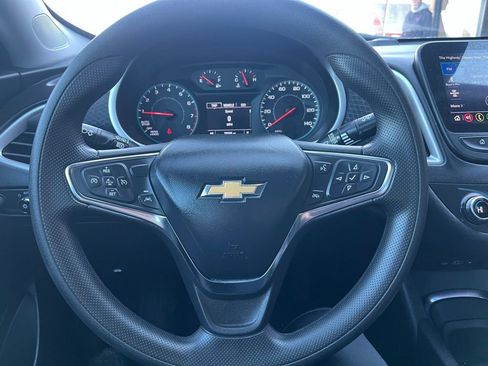 Used 2023 Chevrolet Malibu LT image 15