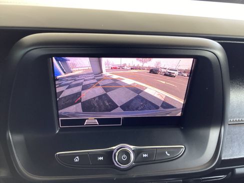 Used 2022 Chevrolet Camaro LT image 17