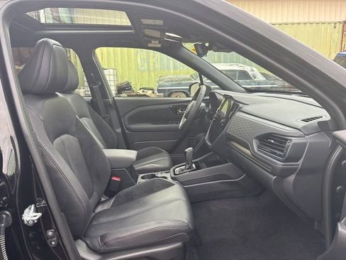 Certified 2025 Subaru Forester Touring w/ Popular Package - Touring AWD/4WD image 8