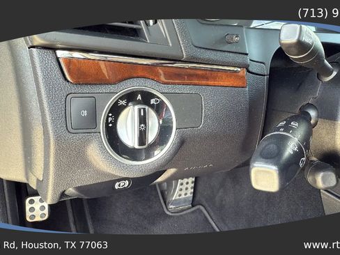 Used 2011 Mercedes-Benz E 550 Coupe image 25
