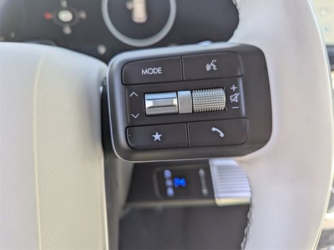 Used 2025 Hyundai Santa Fe Calligraphy image 31