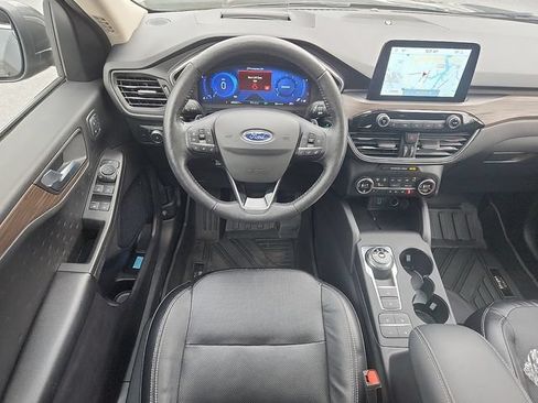 Used 2020 Ford Escape Titanium w/ Titanium Premium Package 2.0 AWD/4WD image 11