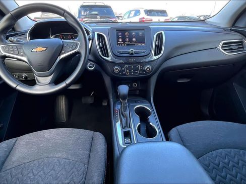 Used 2022 Chevrolet Equinox LT FWD image 15