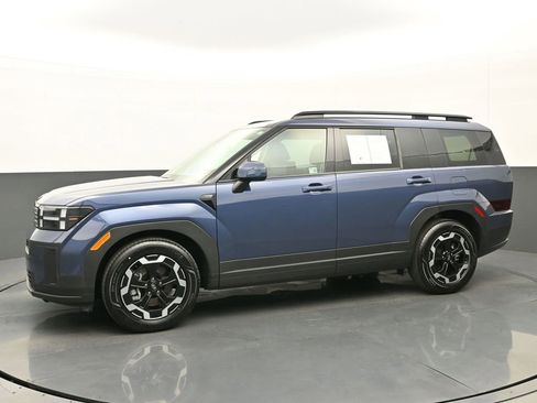 Certified 2025 Hyundai Santa Fe SEL image 7