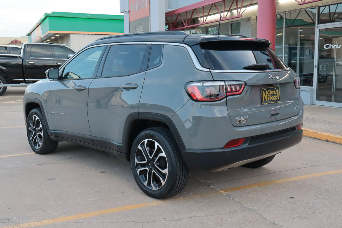 Used 2024 Jeep Compass Limited AWD/4WD image 6