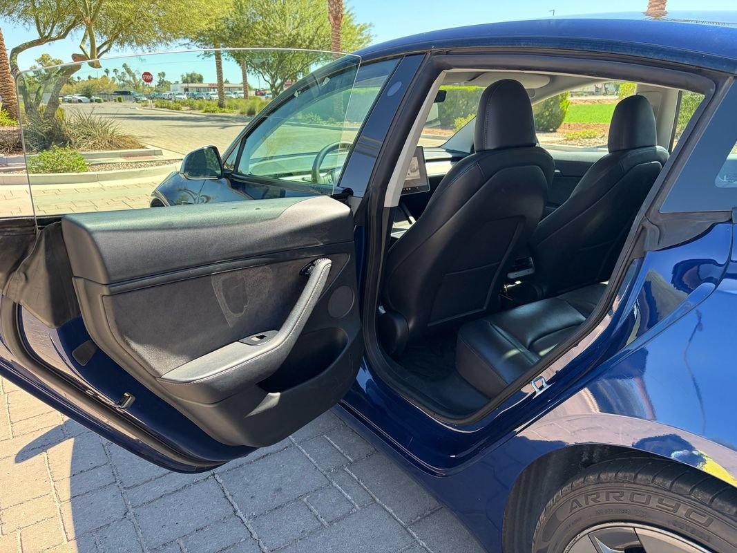Used 2023 Tesla Model 3 Standard Range RWD image 10