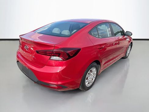 Used 2020 Hyundai Elantra SE FWD image 8