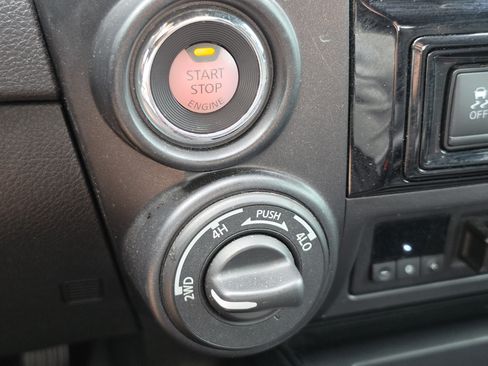 Used 2021 Nissan Titan PRO-4X w/ Off Road Protection Package AWD/4WD image 22