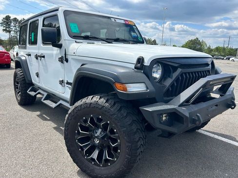 Used 2018 Jeep Wrangler Unlimited Sport S AWD/4WD image 1