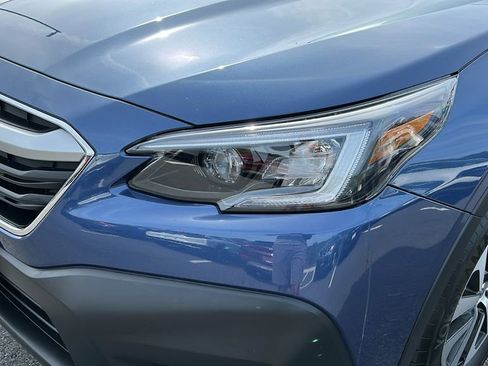 Certified 2022 Subaru Outback Premium image 4