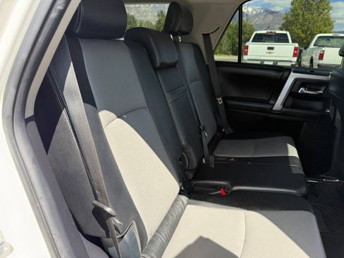 Used 2015 Toyota 4Runner SR5 Premium AWD/4WD image 24