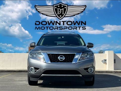 Used 2015 Nissan Pathfinder SL w/ SL Tech Package image 3