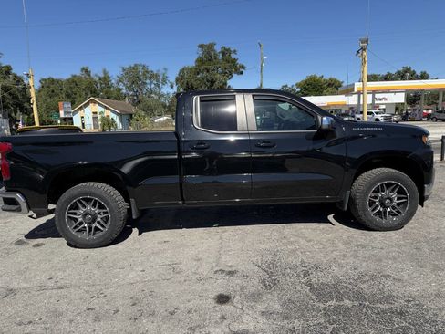 Used 2019 Chevrolet Silverado 1500 LT w/ Convenience Package image 8