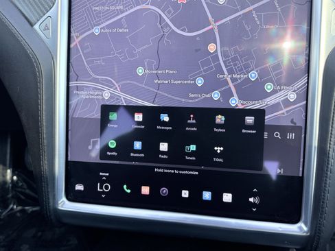 Used 2015 Tesla Model S 70D image 61