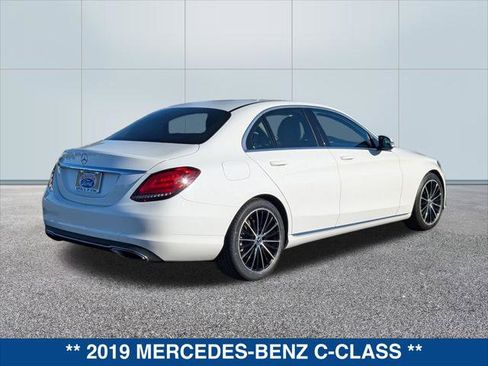 Used 2019 Mercedes-Benz C 300 Sedan image 5