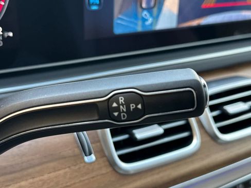 New 2025 Mercedes-Benz GLS 450 4MATIC image 21