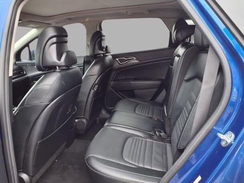 Used 2023 Kia Sportage SX image 27