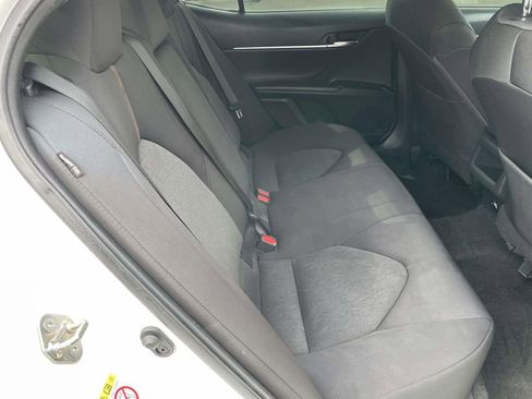 Used 2019 Toyota Camry LE image 42