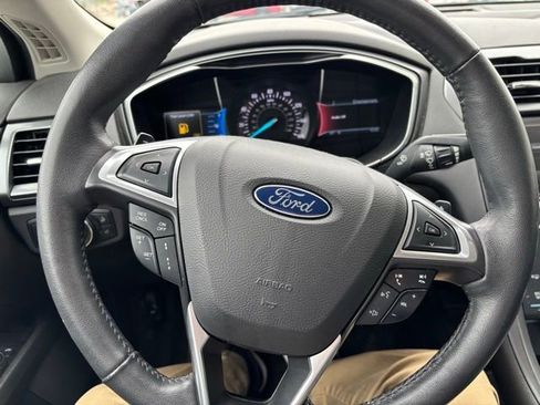 Used 2014 Ford Fusion Titanium image 12