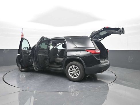 Used 2020 Chevrolet Traverse LT w/ LPO, Blackout Package AWD/4WD image 47