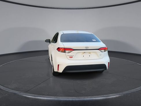 Used 2024 Toyota Corolla LE FWD image 7
